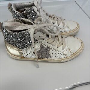 Girls Vintage Havana Wilma White Silver Gold High Top in Size 2